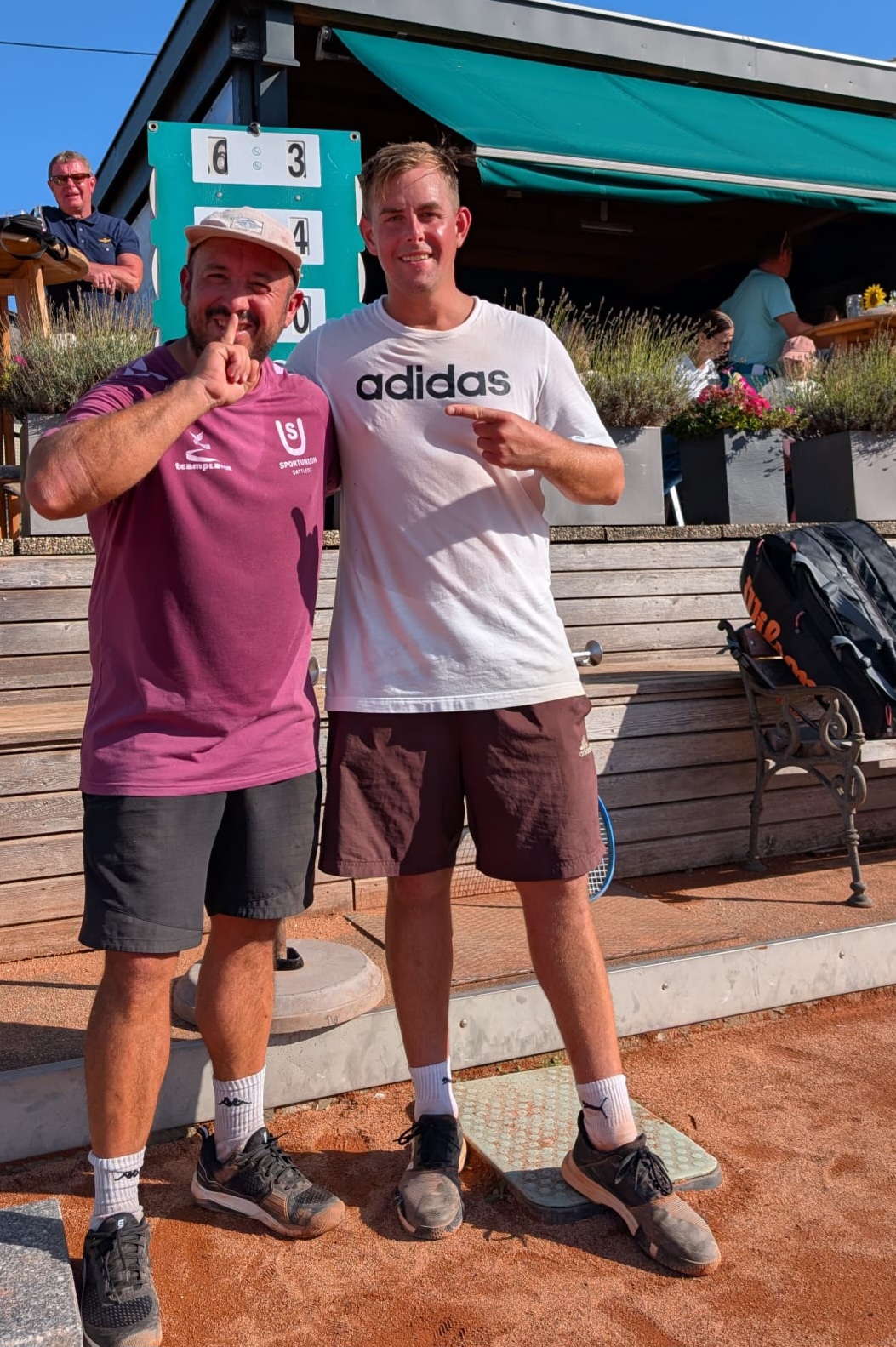 Tennis, Sonne, Siegerlaune: Sattledt kürt seine Meister!